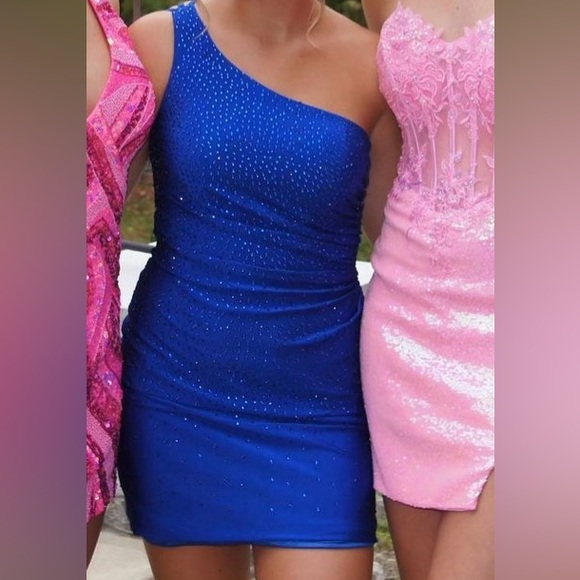 this dress would be great for homecoming!! super comfortable dress. - Picture 2 of 4